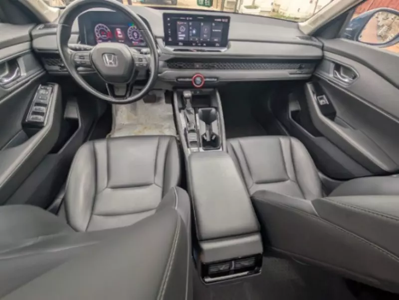 Honda Accord   - 2024
