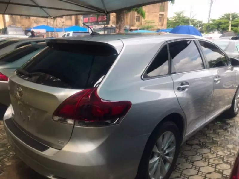 TOYOTA Venza   - 2013