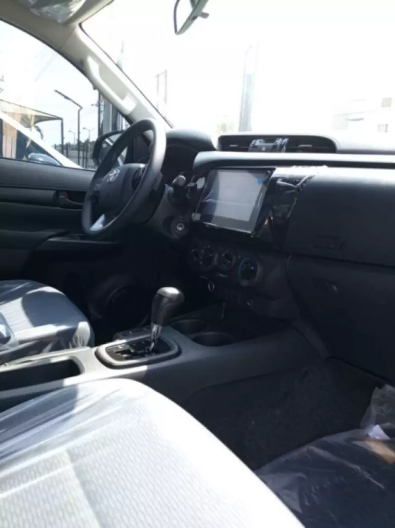 Toyota Hilux - 2025