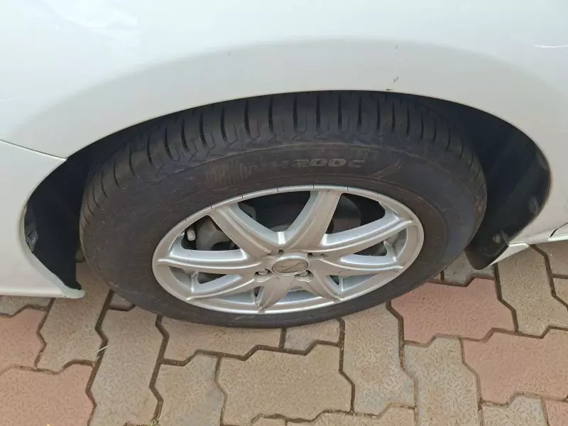 Toyota Fielder hybrid    - 2017