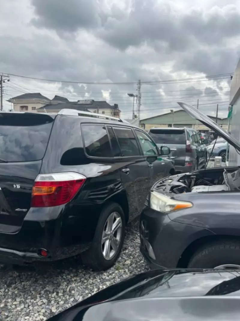 Toyota Highlander   - 2008
