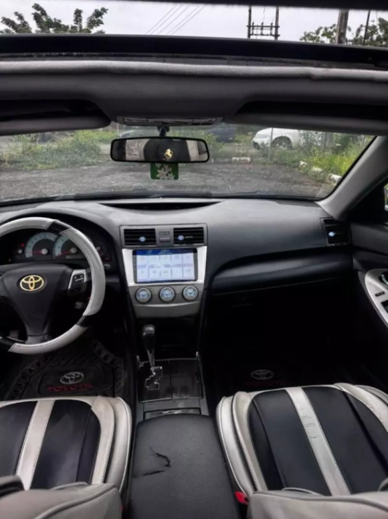 TOYOTA Camry   - 2009