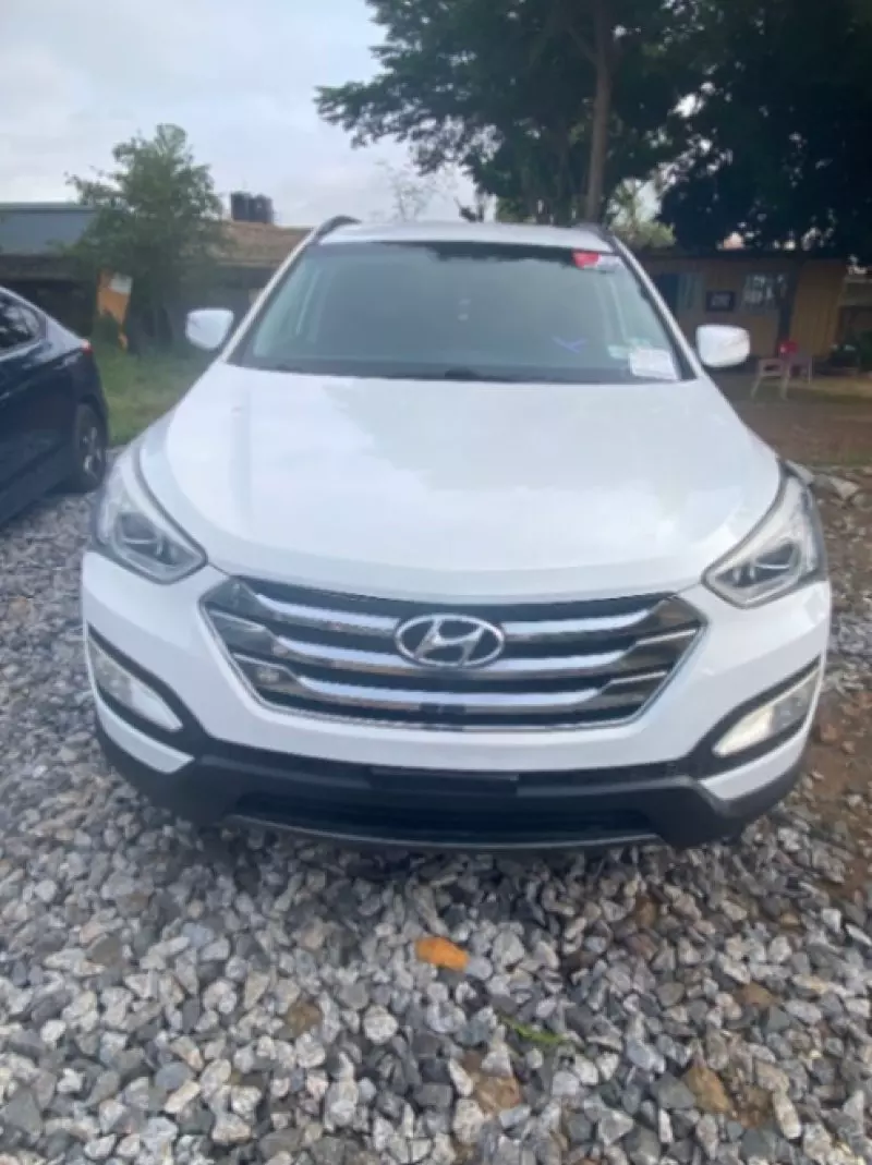 Hyundai Santa Fe Sport - 2014