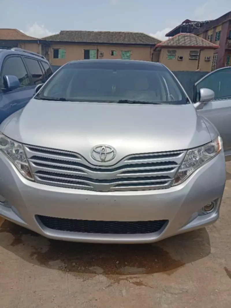 Toyota Venza   - 2010
