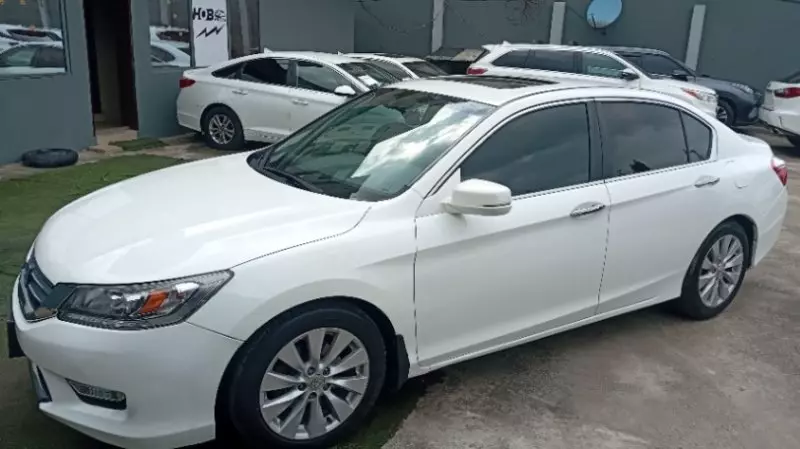 Honda Accord   - 2013