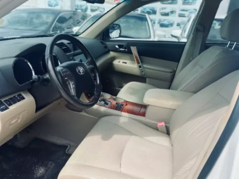 Toyota Highlander   - 2009