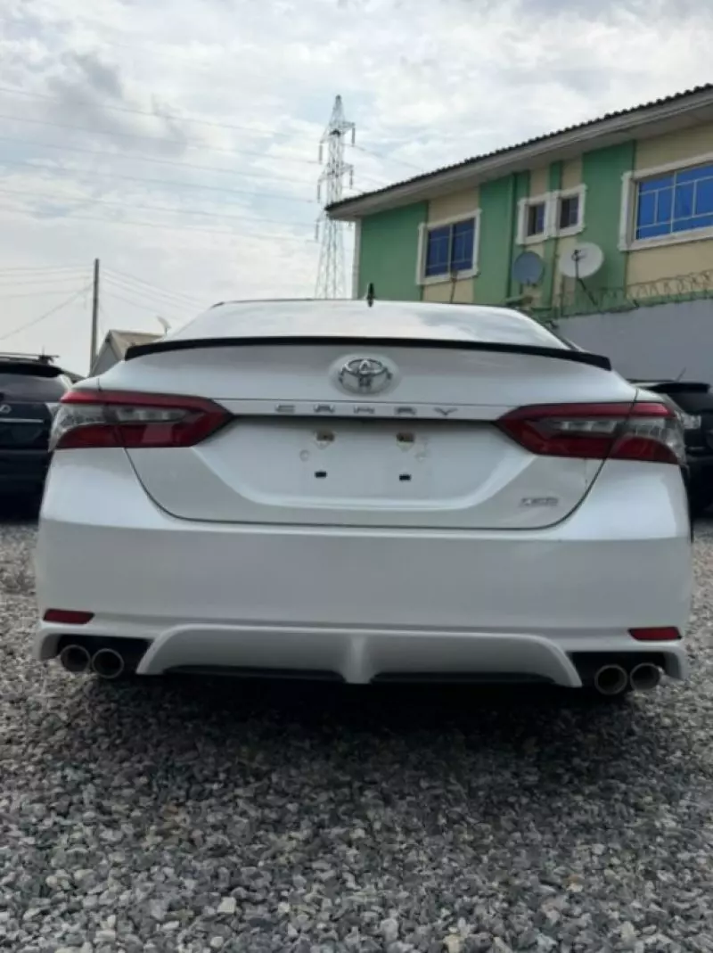 TOYOTA Camry   - 2022