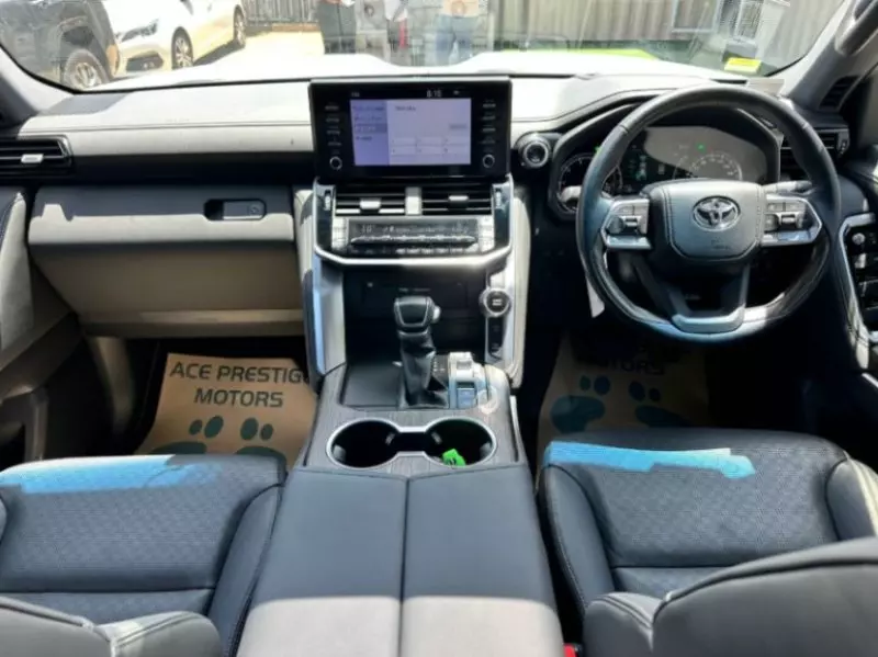 Toyota LAND CRUISER 300 LC300   - 2022
