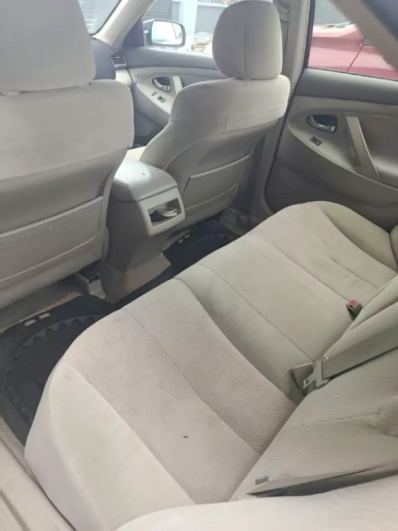 TOYOTA Camry   - 2010