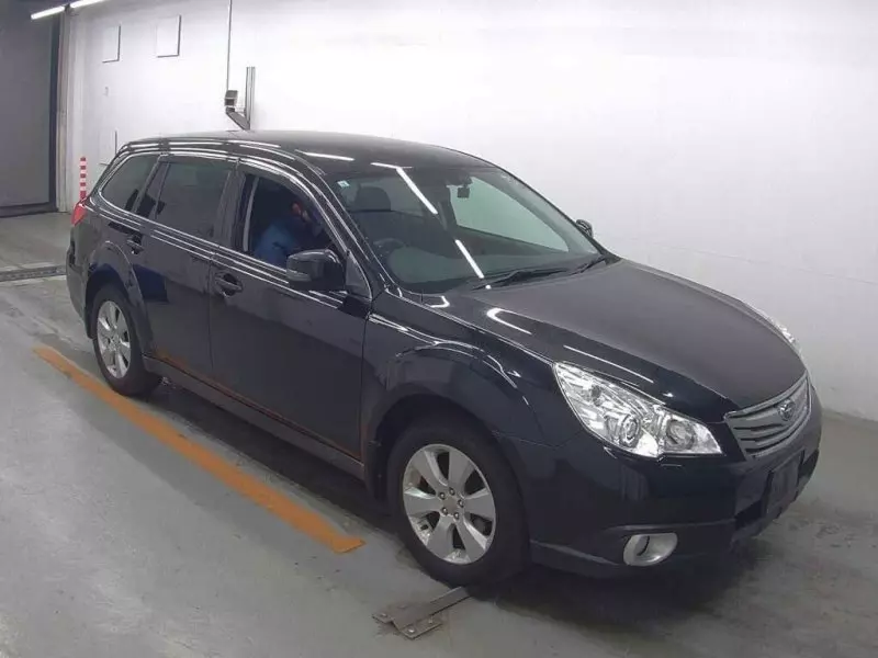 Subaru Outback   - 2011
