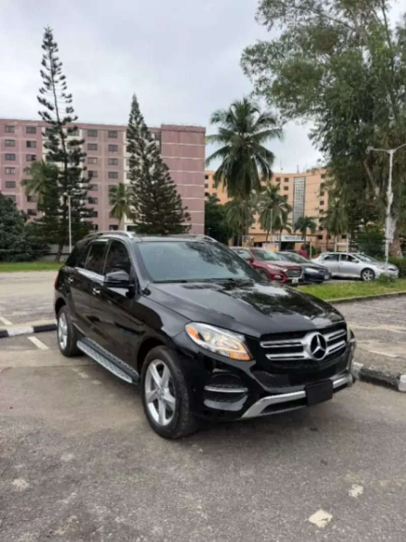 Mercedes-Benz GLE 350   - 2017