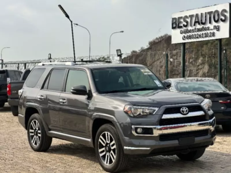 TOYOTA 4-Runner - 2016