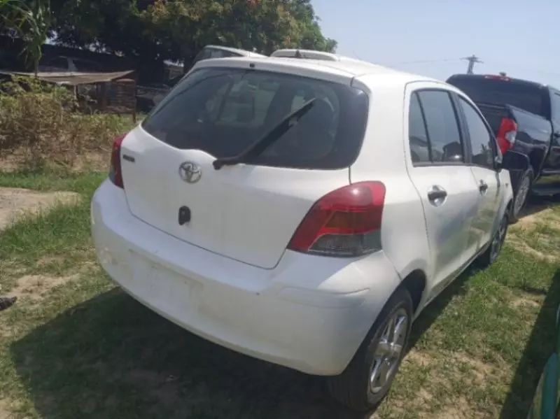 Toyota Yaris   - 2008