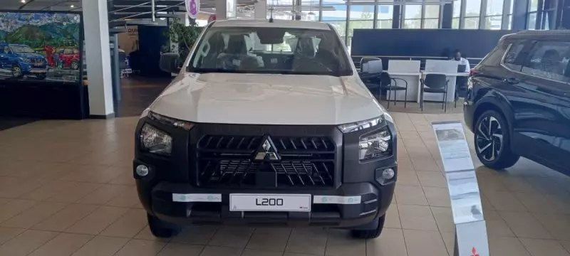 Mitsubishi L200   - 2025