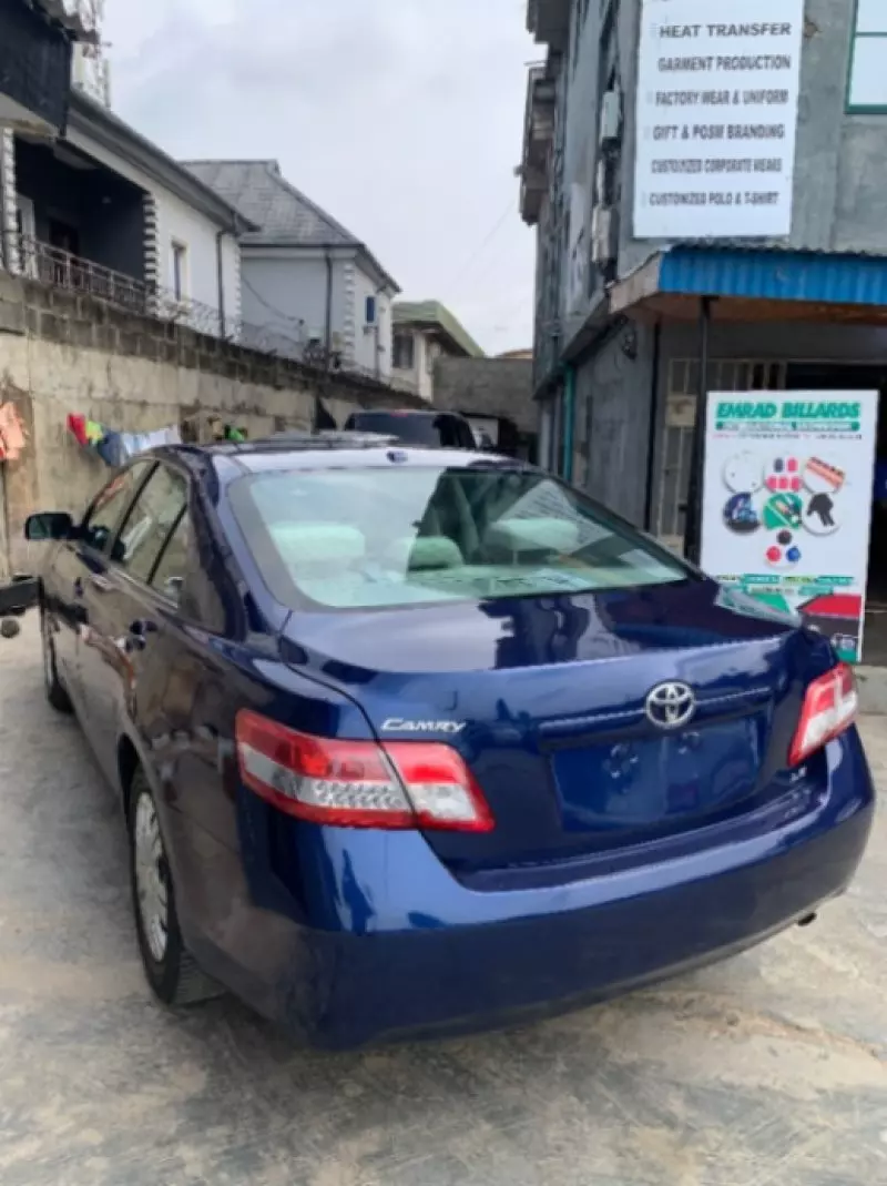 Toyota Camry   - 2007