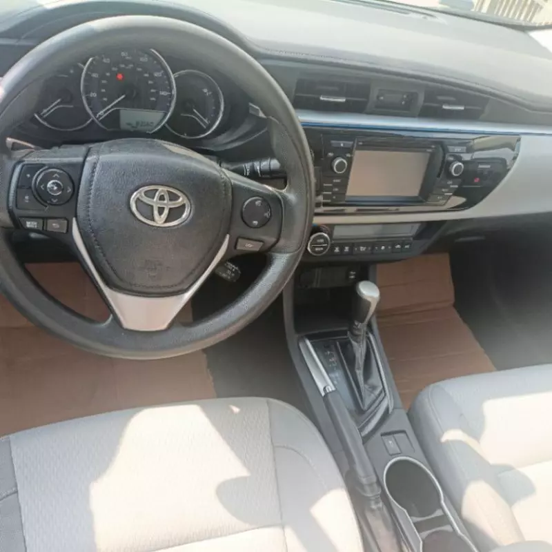 Toyota Corolla   - 2013
