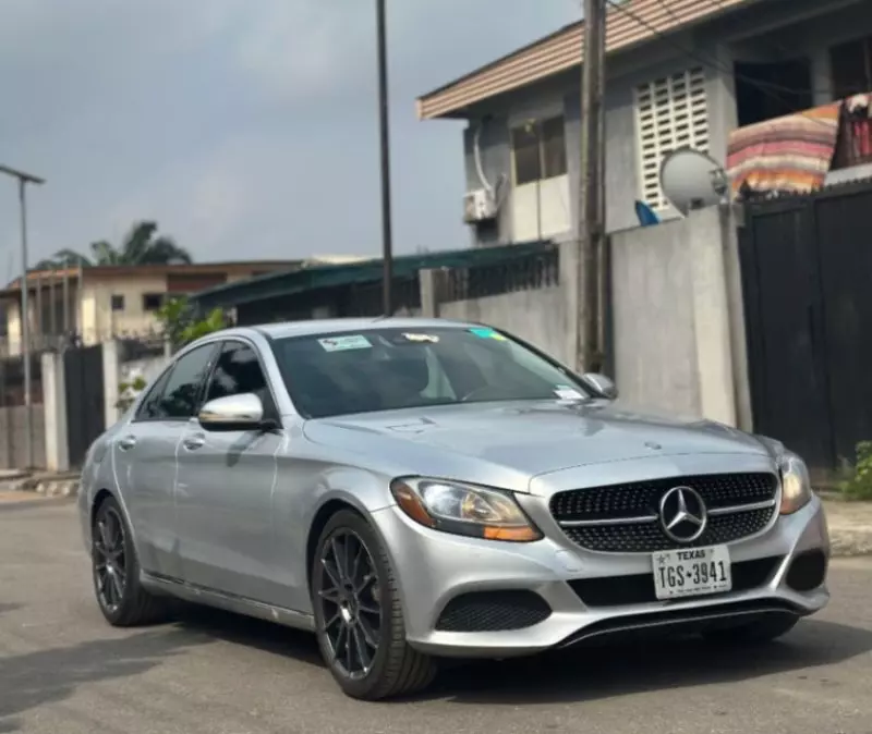 Mercedes-Benz C 300   - 2016