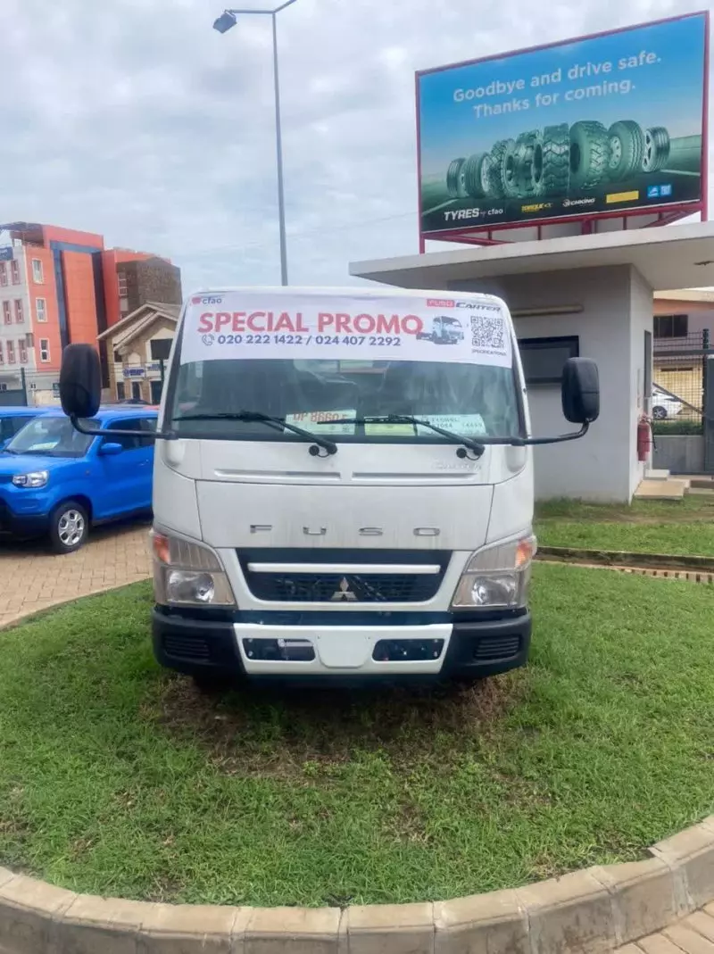 Mitsubishi Fuso Canter   - 2025
