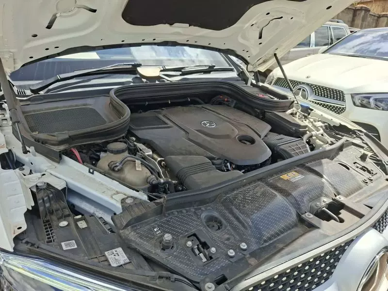 Mercedes-Benz GLE 400   - 2021