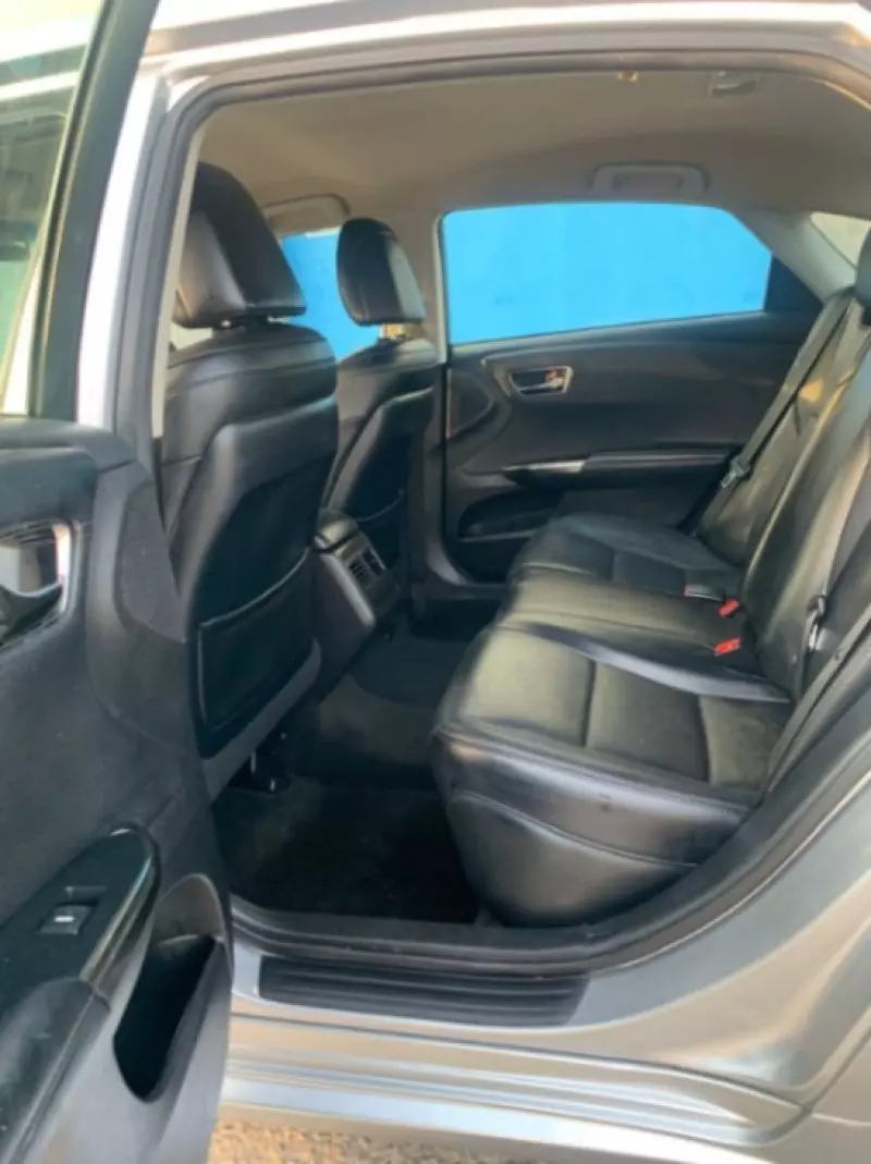 Toyota Avalon   - 2016