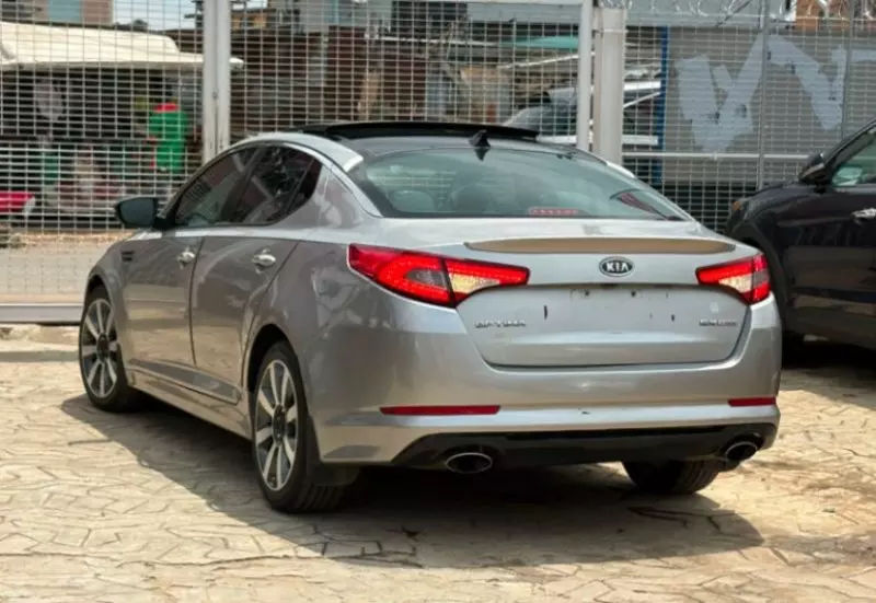 KIA Optima   - 2012