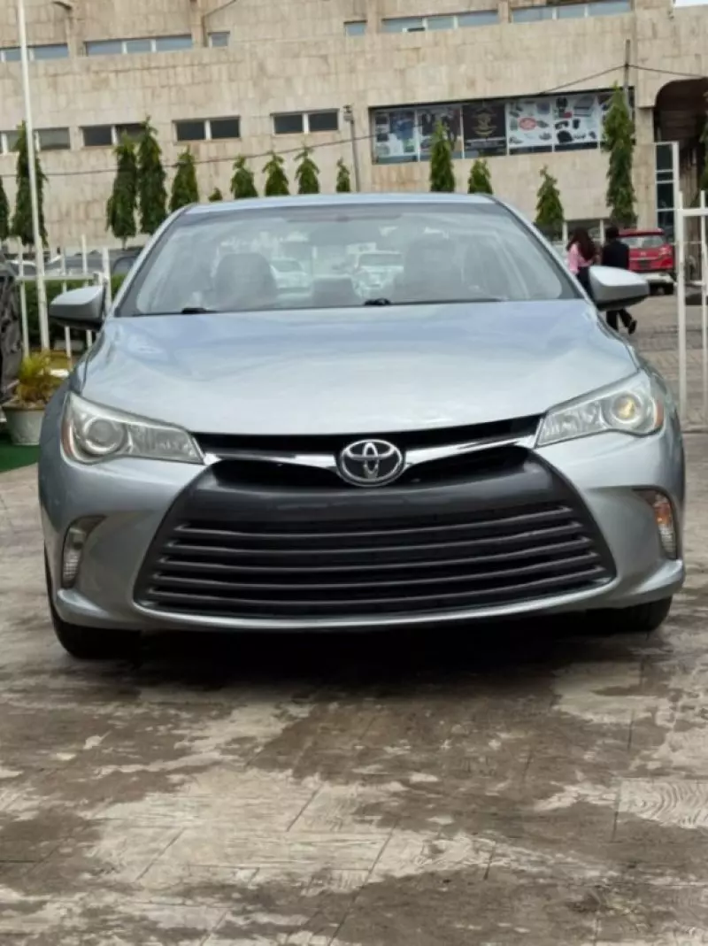 TOYOTA Camry   - 2015