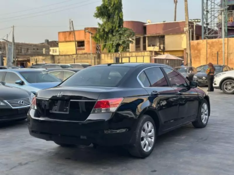 Honda Accord   - 2008