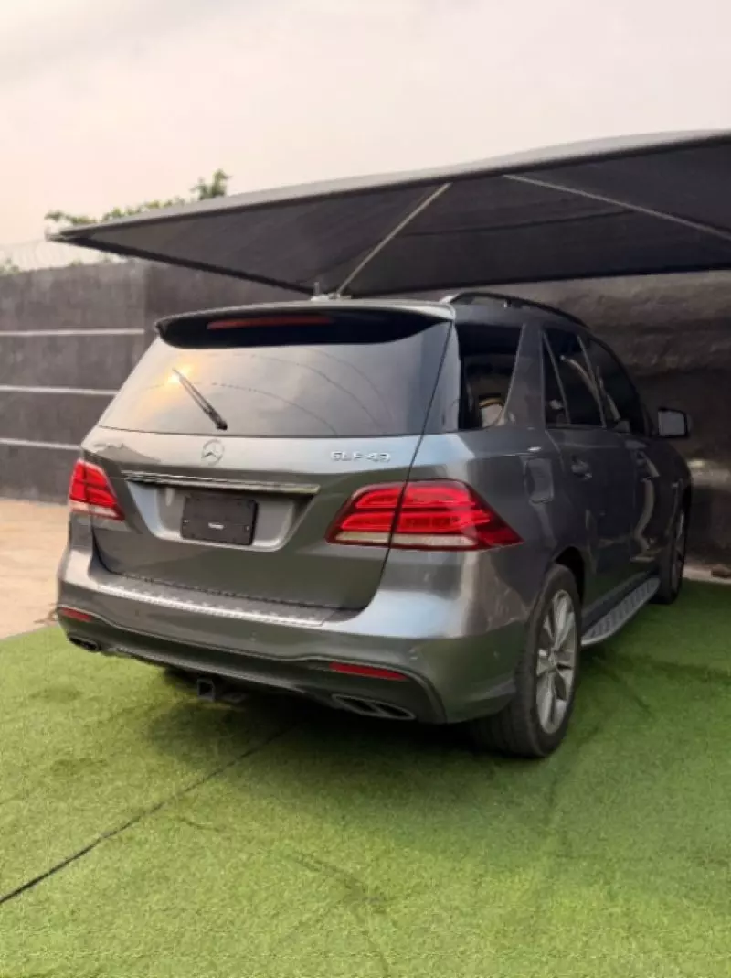 Mercedes-Benz GLE 43 AMG   - 2017