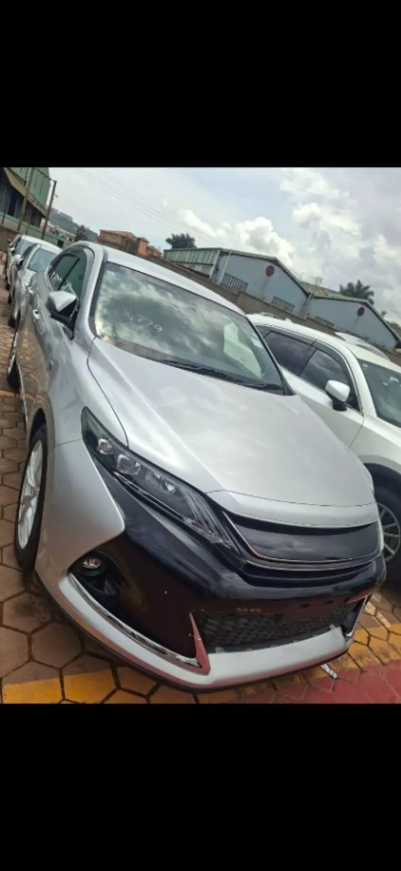 TOYOTA Harrier   - 2017
