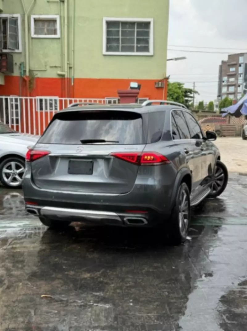 Mercedes-Benz GLE-Class   - 2020