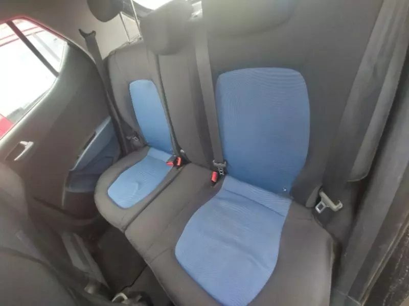 Hyundai i10   - 2012