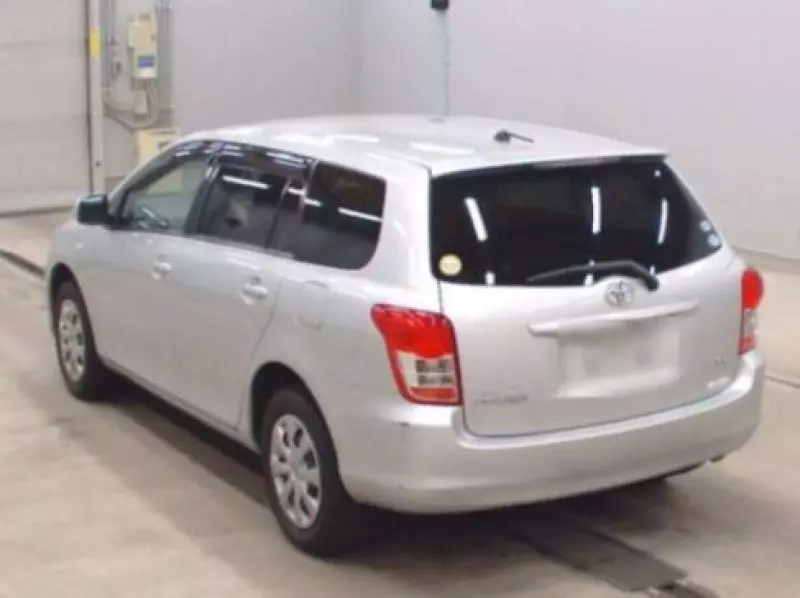 Toyota Fielder    - 2013