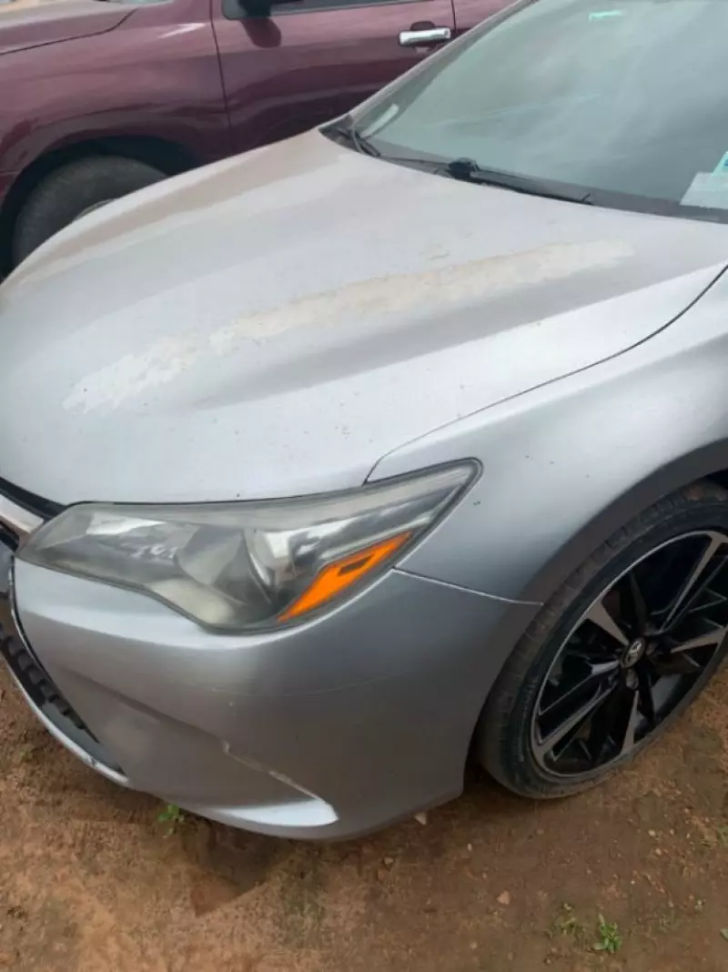 TOYOTA Camry - 2017