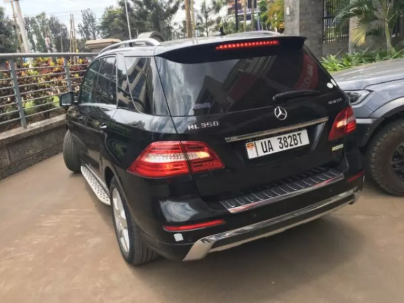 Mercedes-Benz 350 - 2012