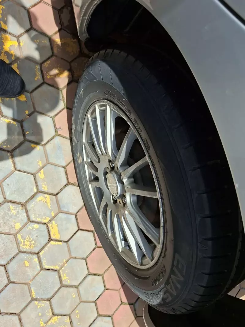 Toyota Premio    - 2016
