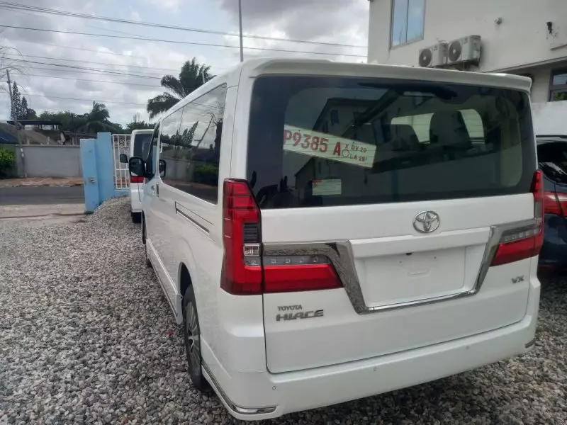 Toyota Hiace   - 2023