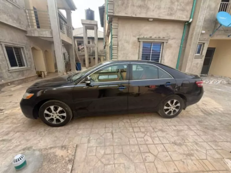 Toyota Camry   - 2007