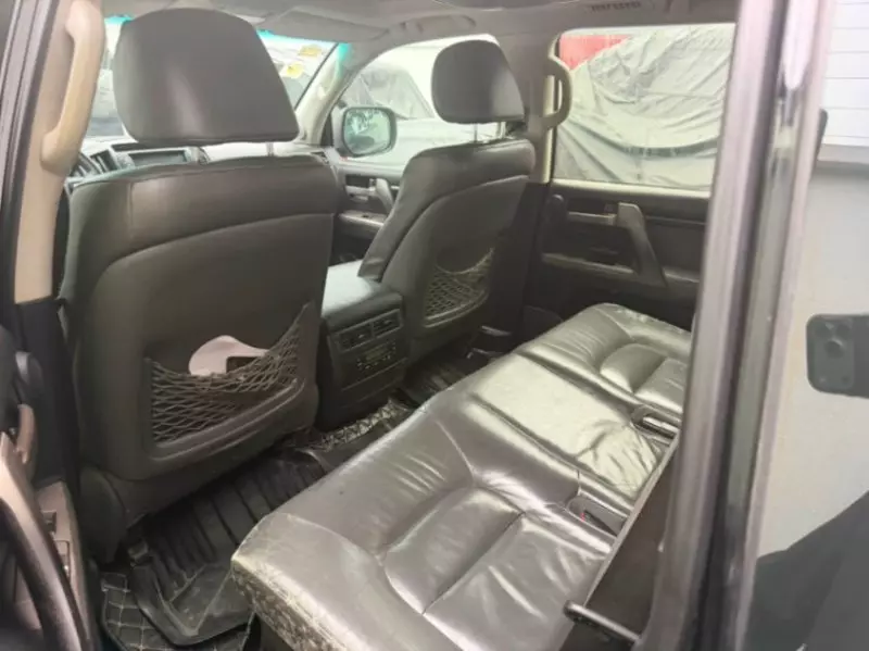 TOYOTA LANDCRUISER VXR   - 2011