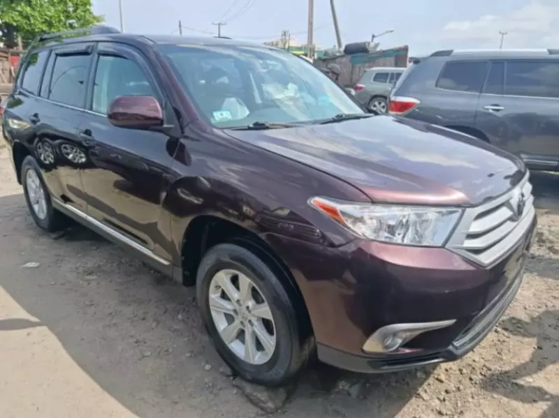 TOYOTA Highlander   - 2013