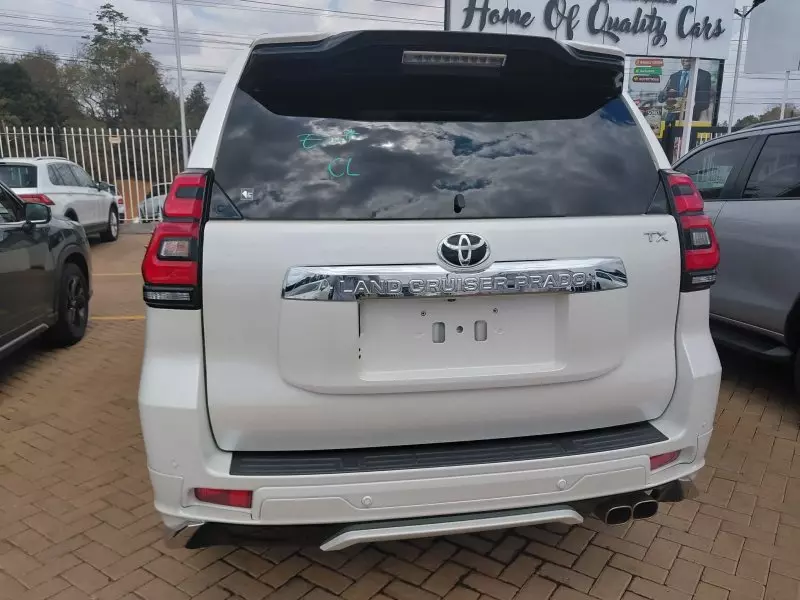 TOYOTA Landcruiser Prado   - 2022