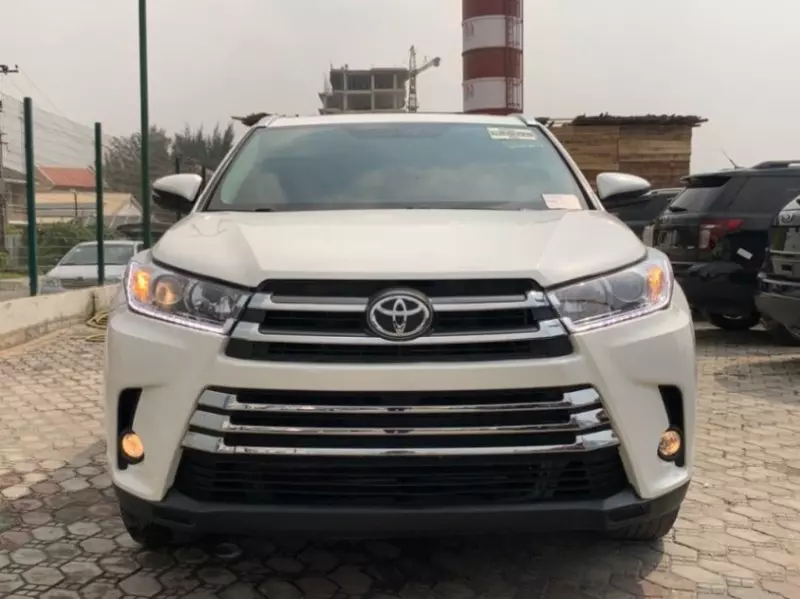 TOYOTA Highlander   - 2015