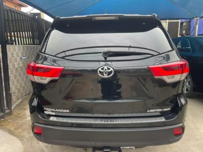Toyota Highlander - 2014