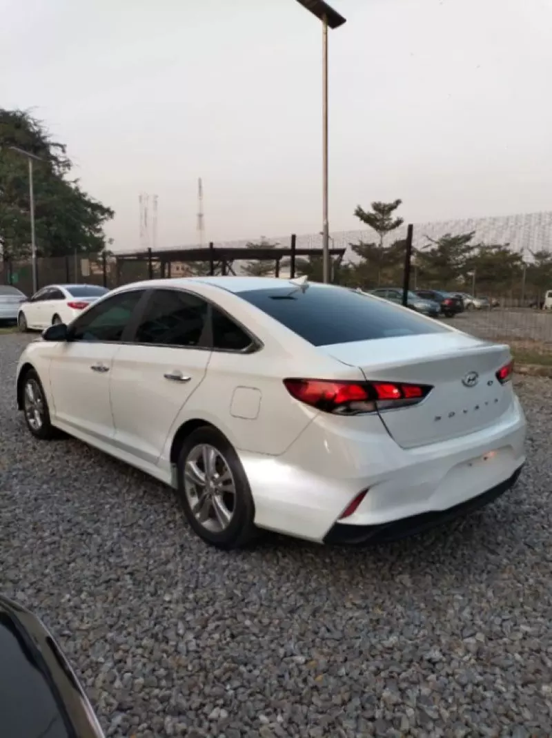 Hyundai Sonata   - 2018