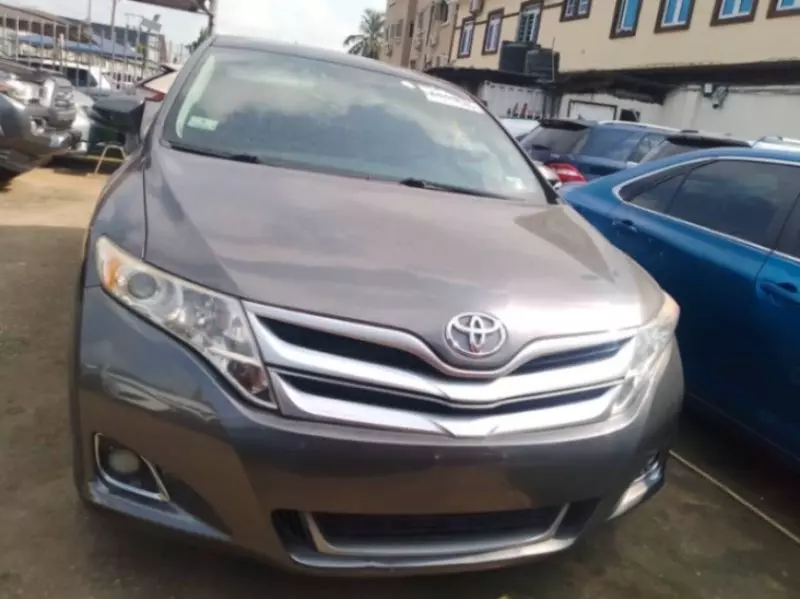 TOYOTA Venza   - 2015