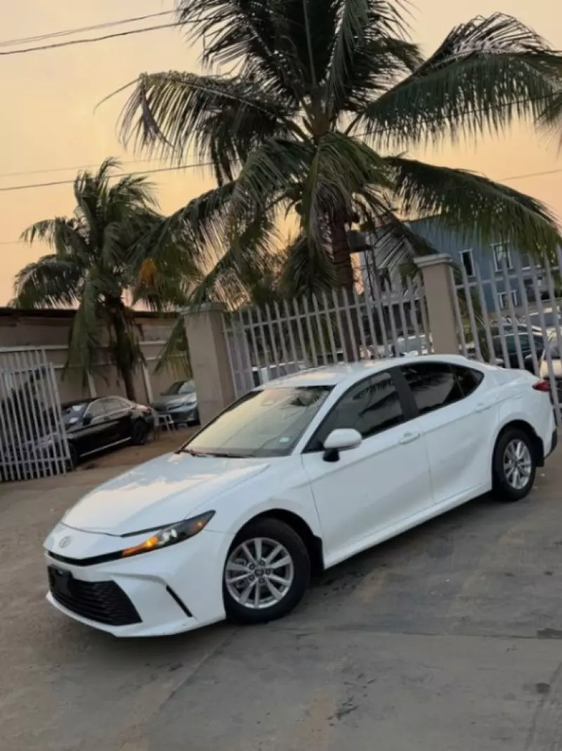 TOYOTA Camry   - 2026