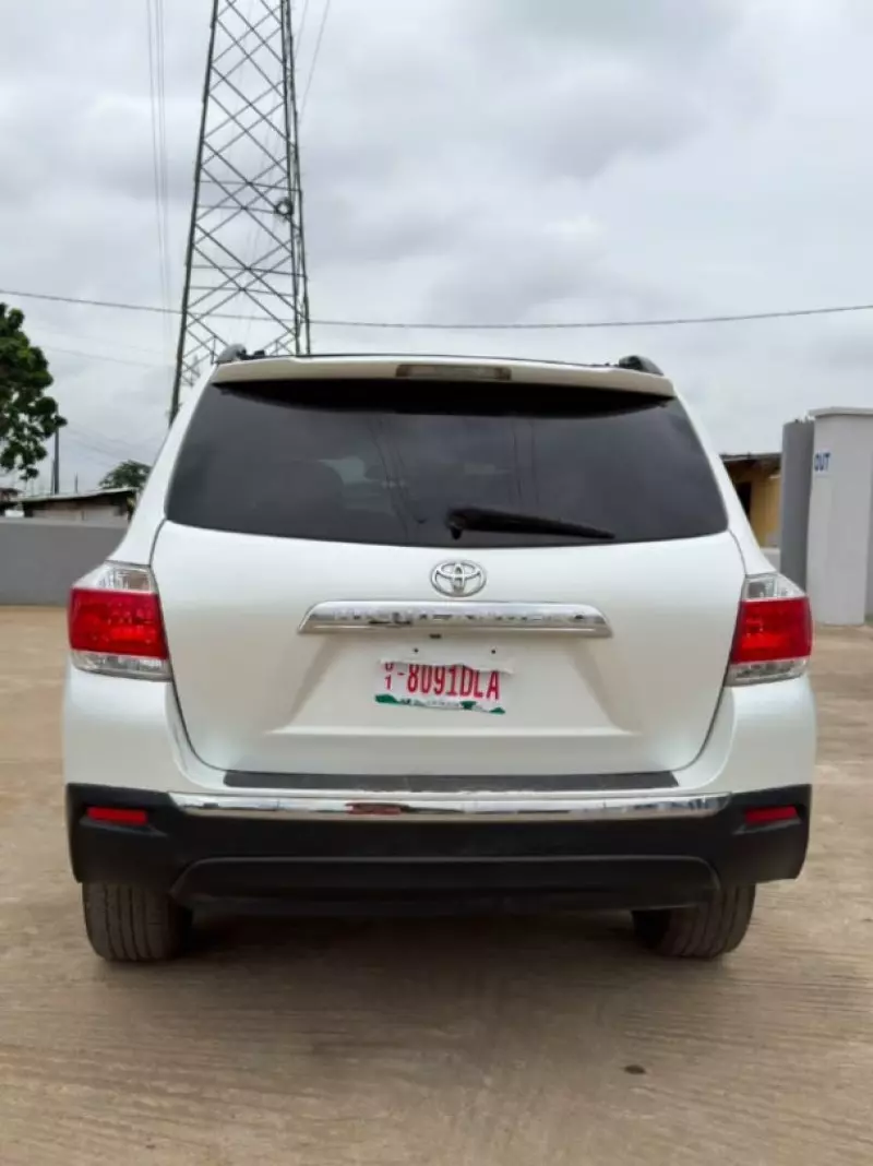 TOYOTA Highlander   - 2013