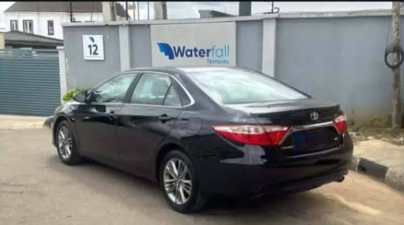 Toyota Camry   - 2017