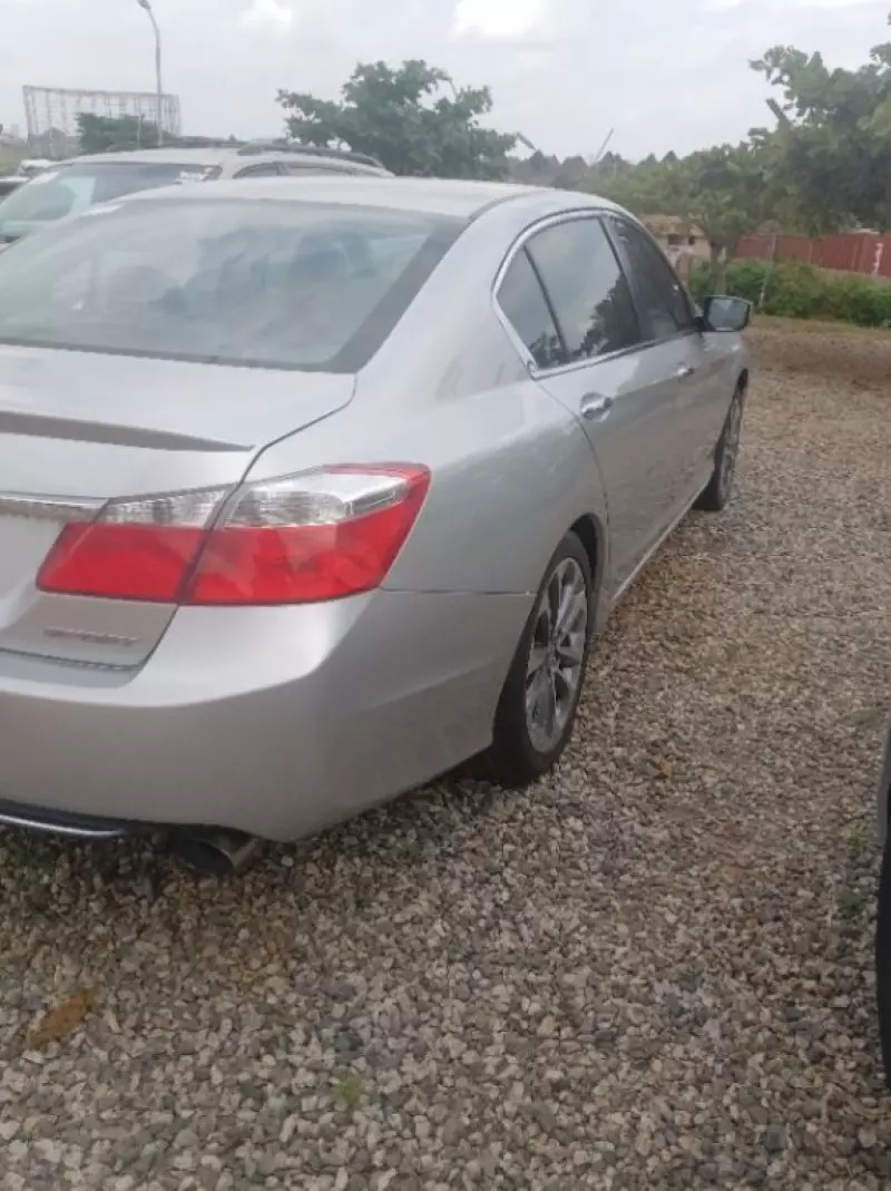 Honda Accord   - 2014