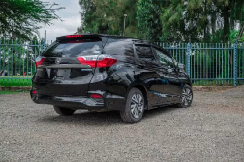 Honda shuttle    - 2018