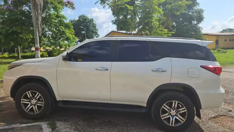 Toyota Fortuner   - 2021